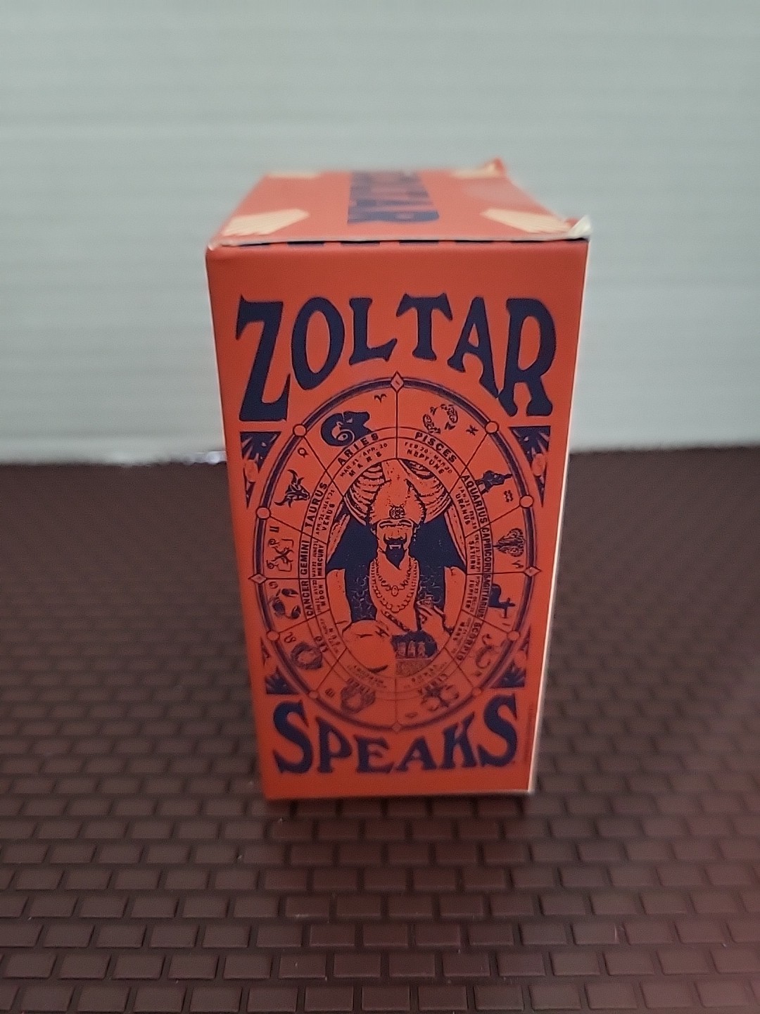 Mini Zoltar Fortune Teller Speaks Lights Crystal Ball Running Press New in Box