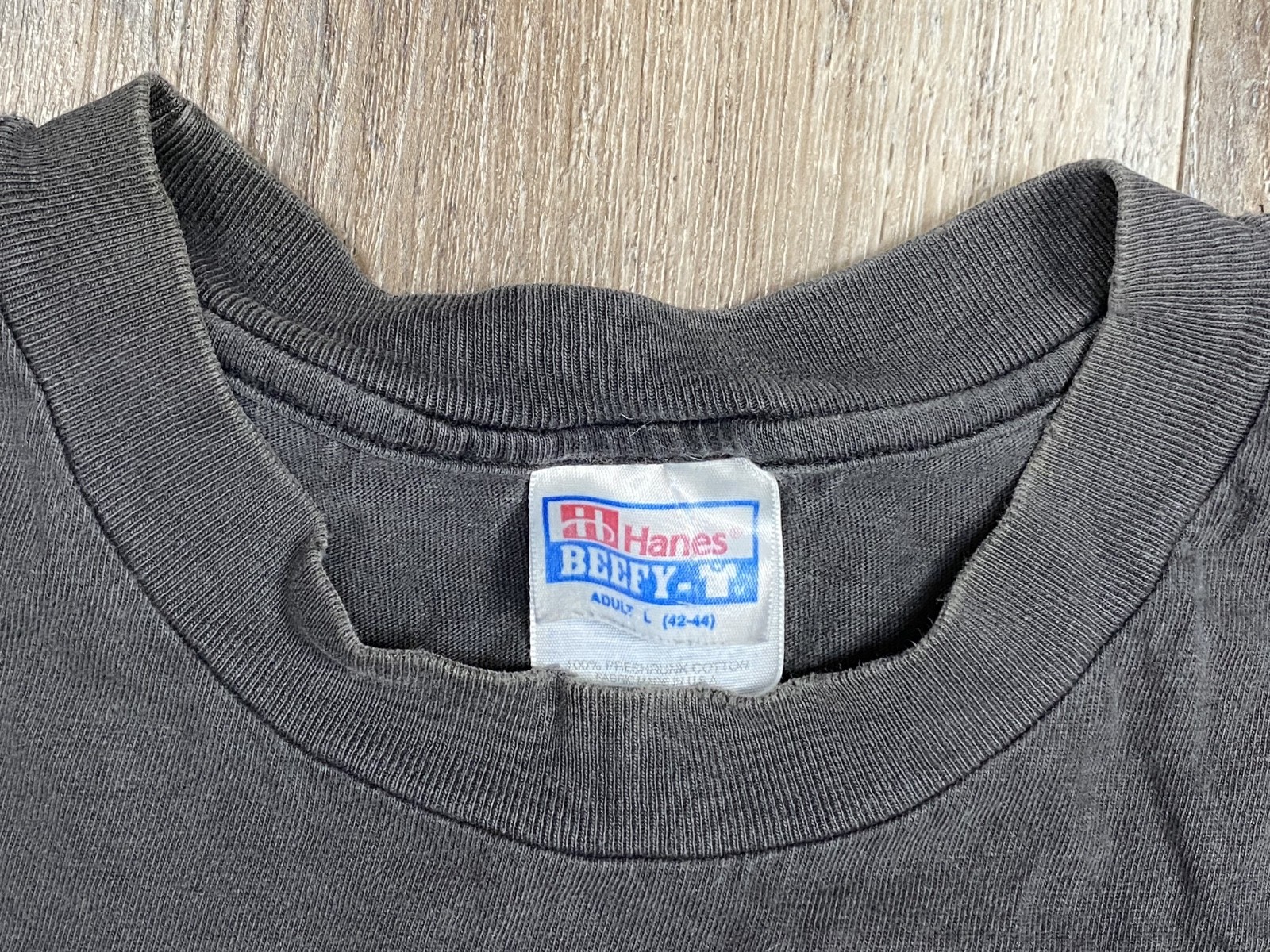 Vintage Merit Killer Darts T-Shirt Size L Scorpion Promo Pocket Tee Heavy Fade