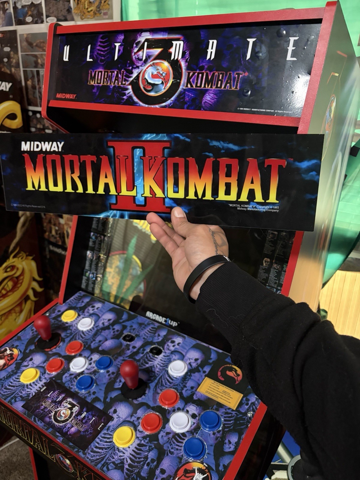 Arcade1Up Mortal Kombat II Deluxe Arcade Game Backlight Marquee