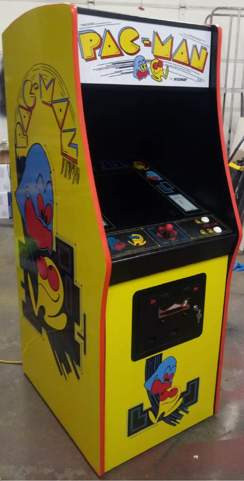 PAC-MAN ARCADE MACHINE by MIDWAY (Excellent Condition) *RARE*