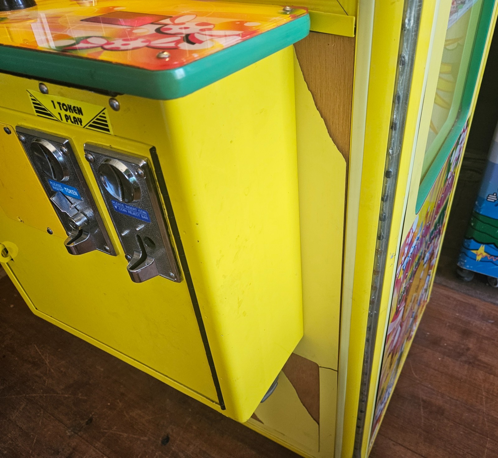 Coastal Amusements CANDY CRANE Arcade Prize Redemption Claw Machine WORKS