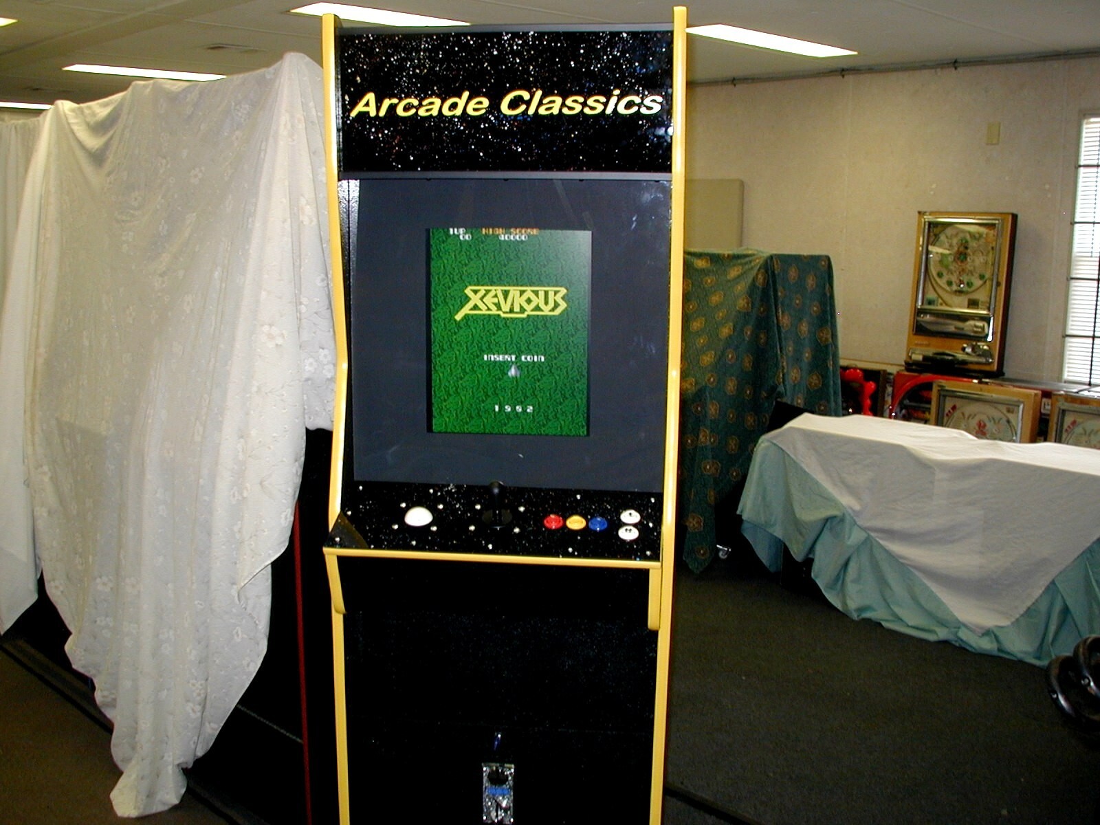 412 Game Coin Operated Arcade Game (Brand New Cabinet / Updated Electronics)
