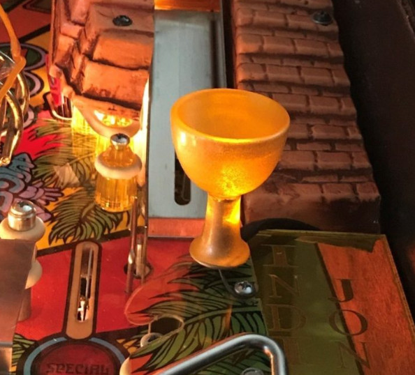 Indiana Jones IJ Pinball Machine golden HOLY GRAIL LED Mod