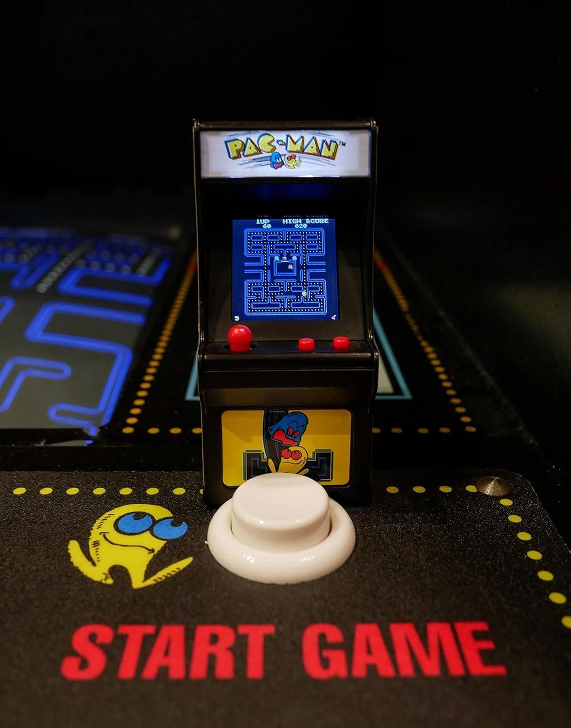 Nostalgic 3.5″ Pac-Man Mini Game – Battery Powered Fun for Kids & Adults