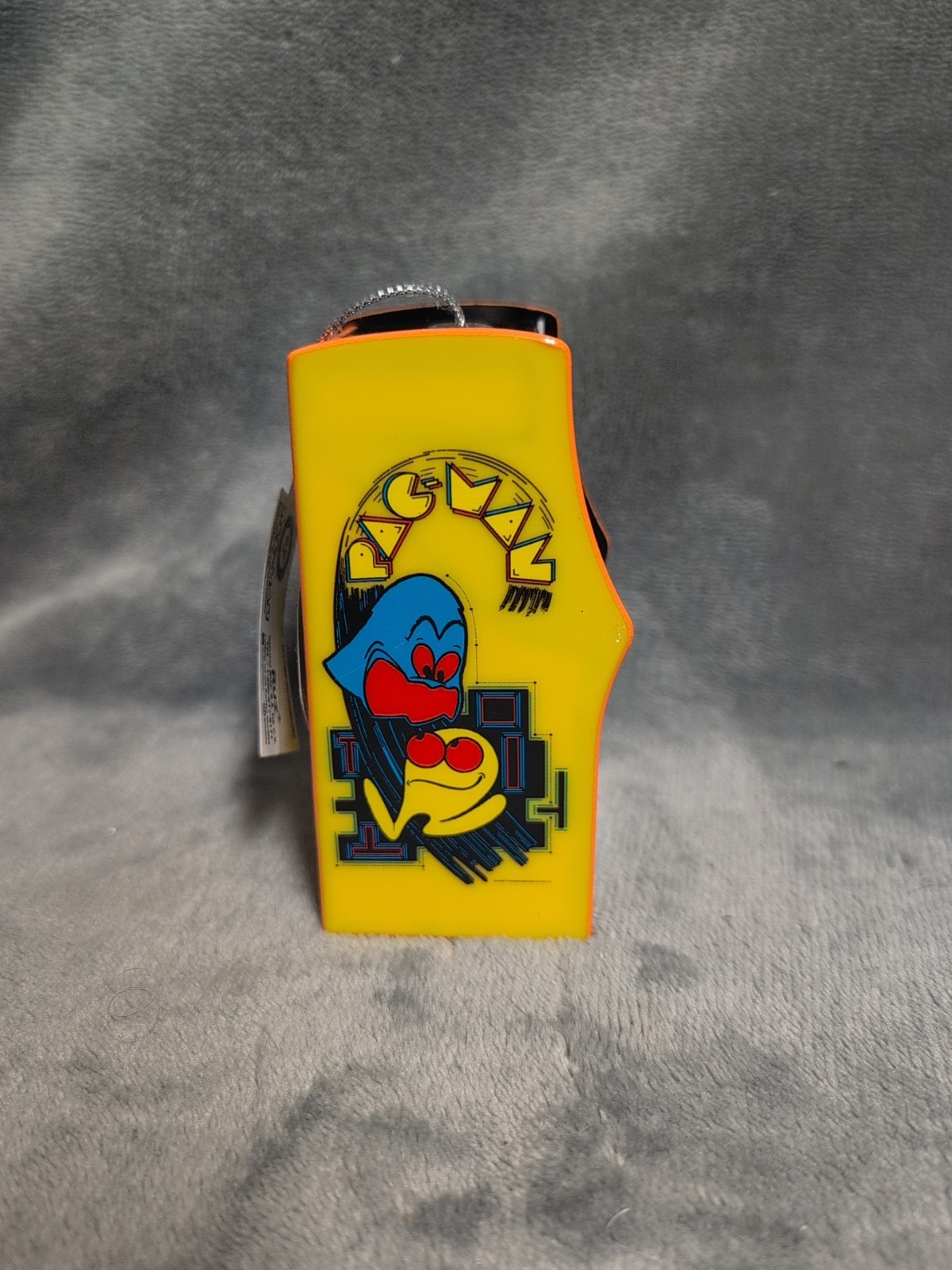 Bandai Namco Tiny Arcade Pac-Man Miniature Game – Collectible Christmas Ornament