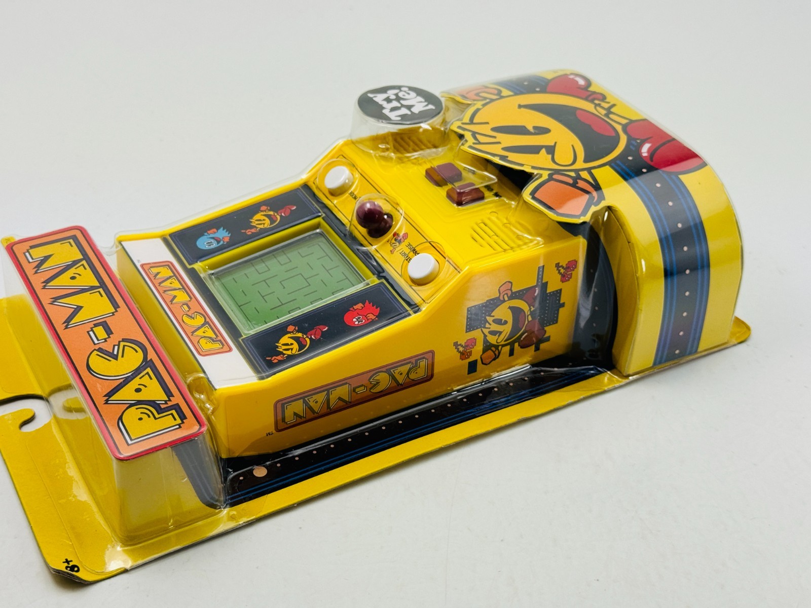 Pac-Man Mini Arcade Game – Handheld LCD – Bandai Namco – New in Package