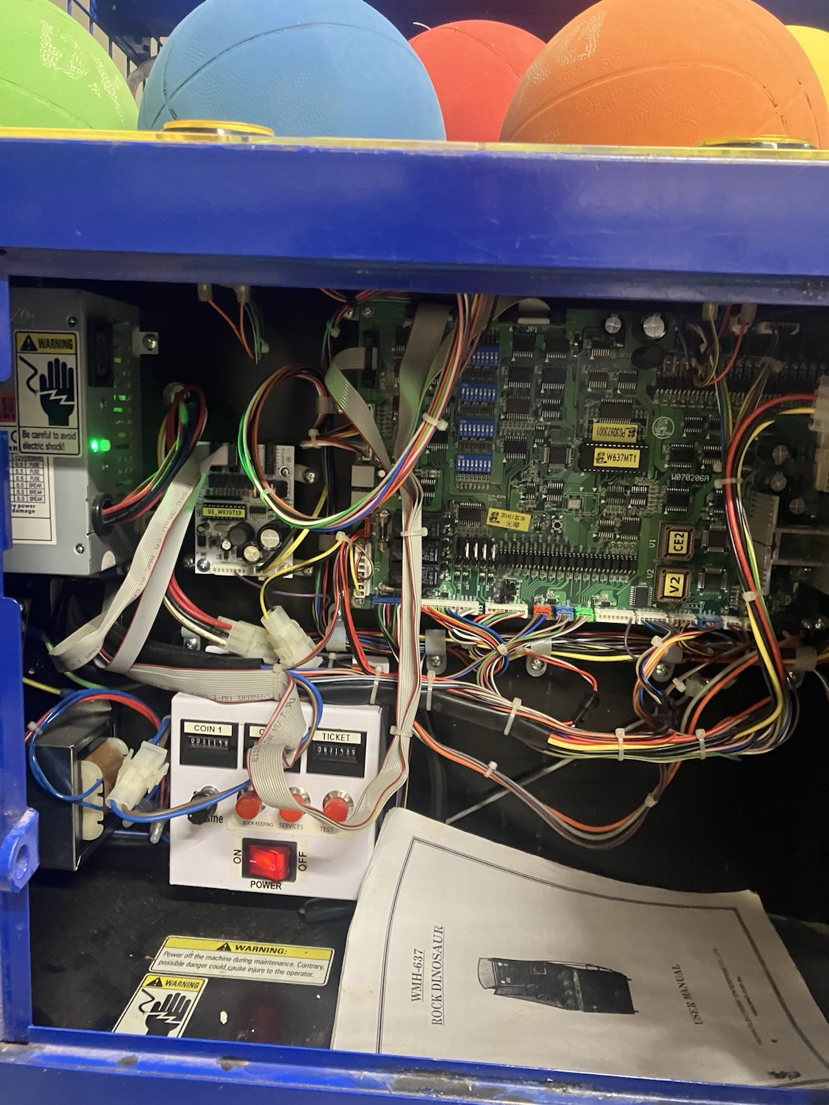 Buzzer Beeter Operate Commercial Basketball Arcade game. Super Fun! works great!
