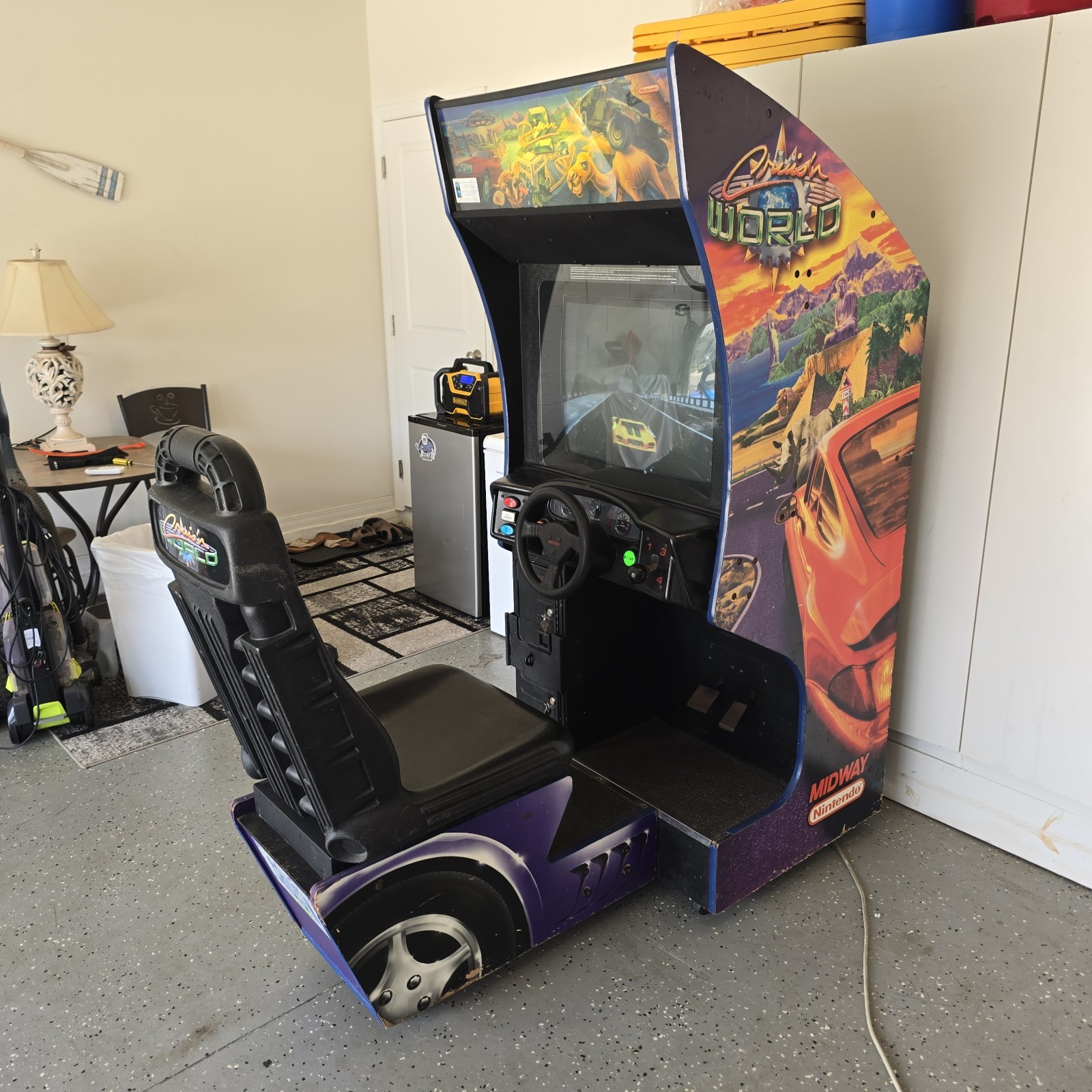 Midway Cruis’n World Sit-Down Driving Arcade Machine Cabinet Original 1996