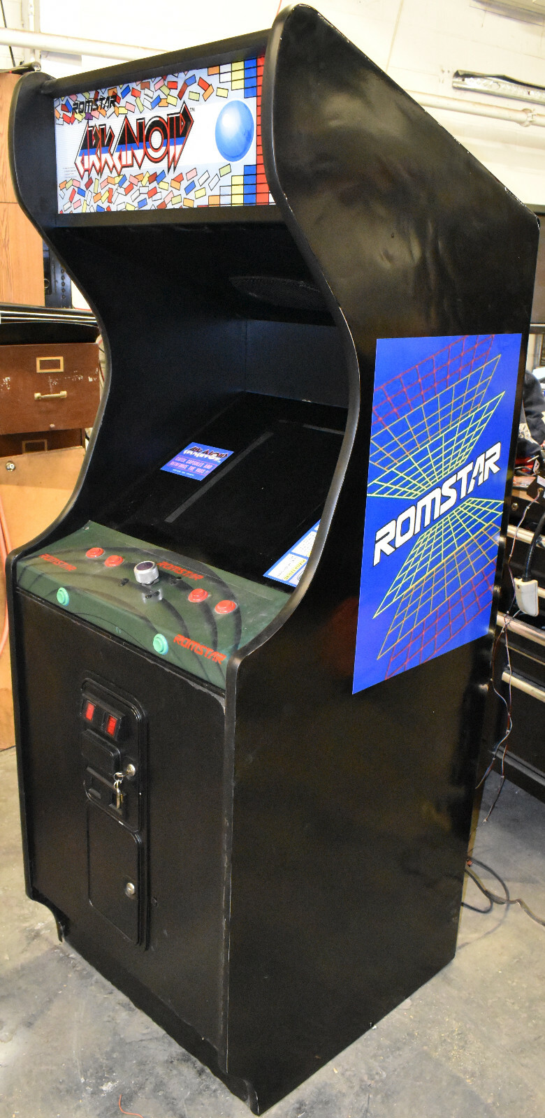 ARKANOID ARCADE MACHINE by TAITO/ROMSTAR (Excellent Condition) *RARE*