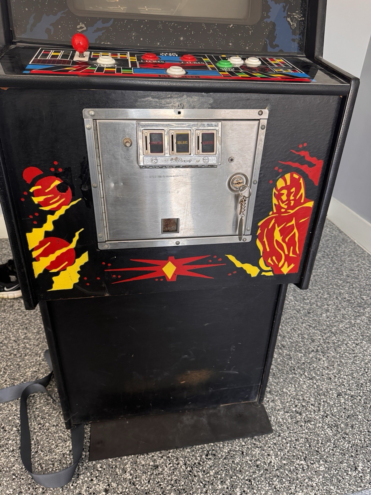 DEFENDER 1980 Original Video Arcade Game Gr1