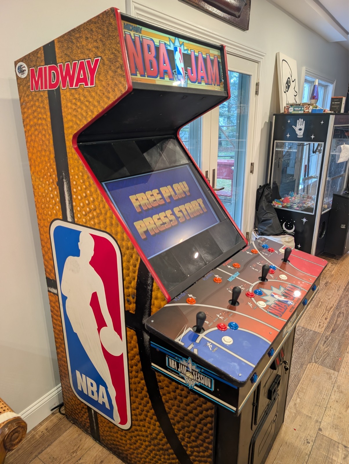 NBA Jam Session Midway Arcade Cabinet in Good Condition