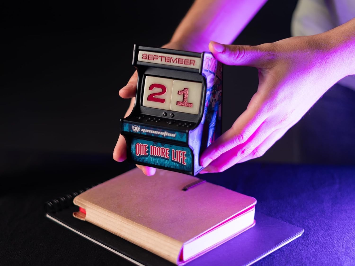 Handcrafted 3D Perpetual Calendar with Interchangeable Date Blocks – Mini Arcade
