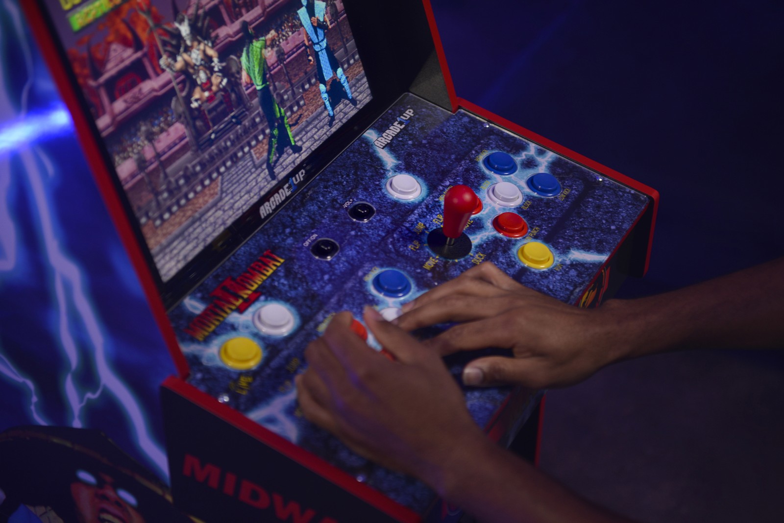 Deluxe Arcade Cabinet Mortal Kombat II, 14 Classic Games, Including 4 Differe…