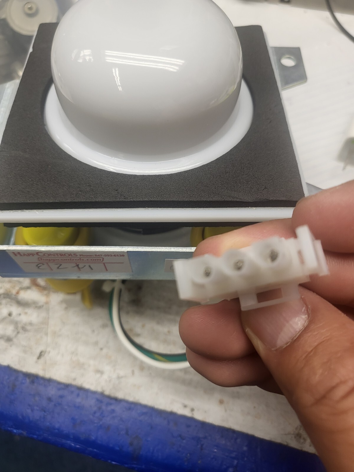 megabutton assembly with light.