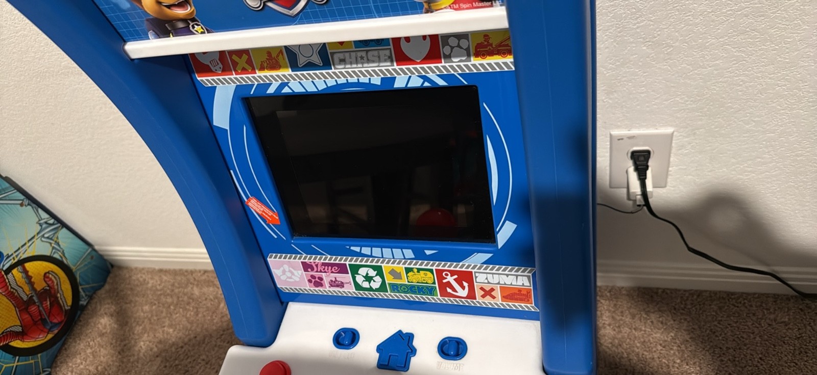 paw patrol arcade gane plug in to wall has 4 different games