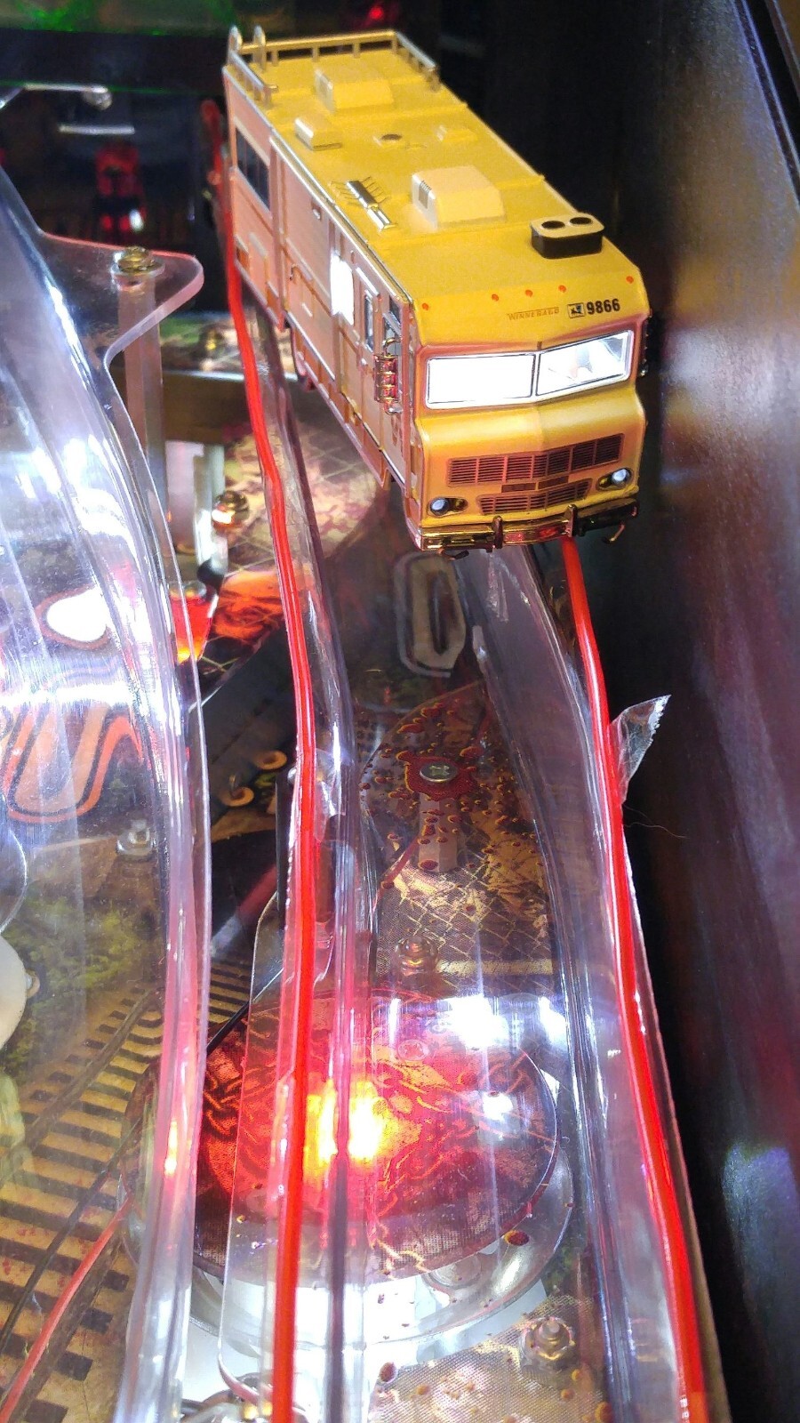 The Walking Dead Glowing Dale Horvath’s RV Mod