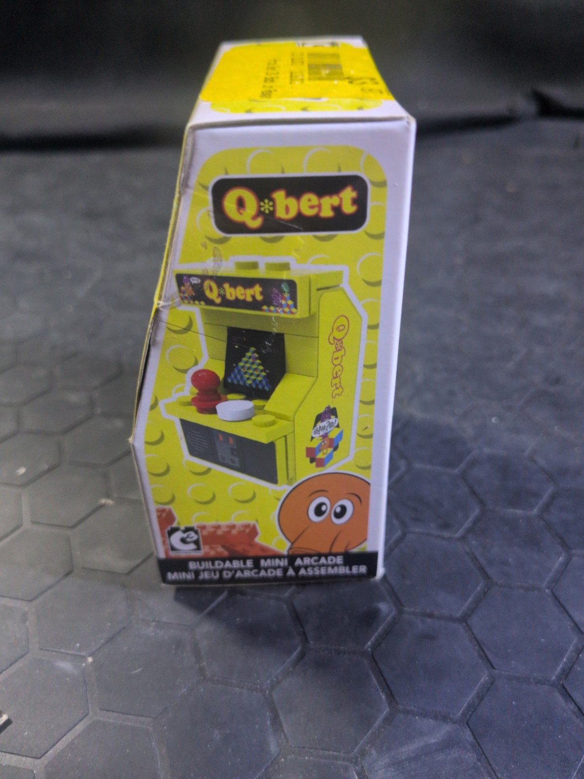 Arcade Classics Buildable Mini Arcade You Build 39 Pieces Q-bert – NIB