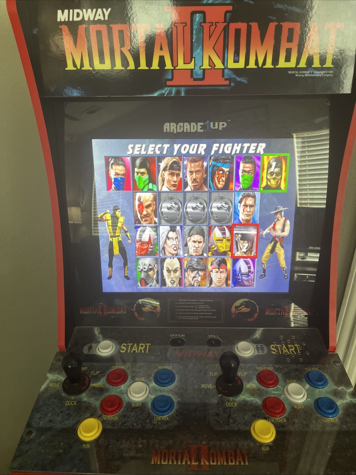Mortal Kombat Arcade1Up Cabinet – 1 2 & 3 Games + Riser, Mint Condition