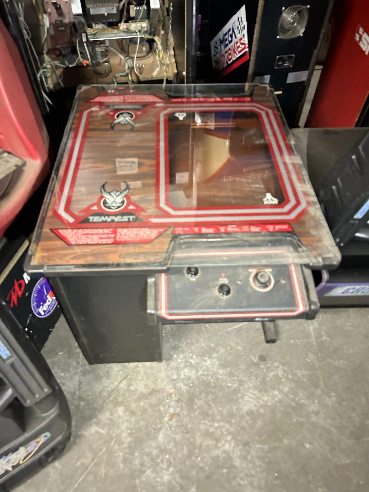 tempest arcade game table. Working good.