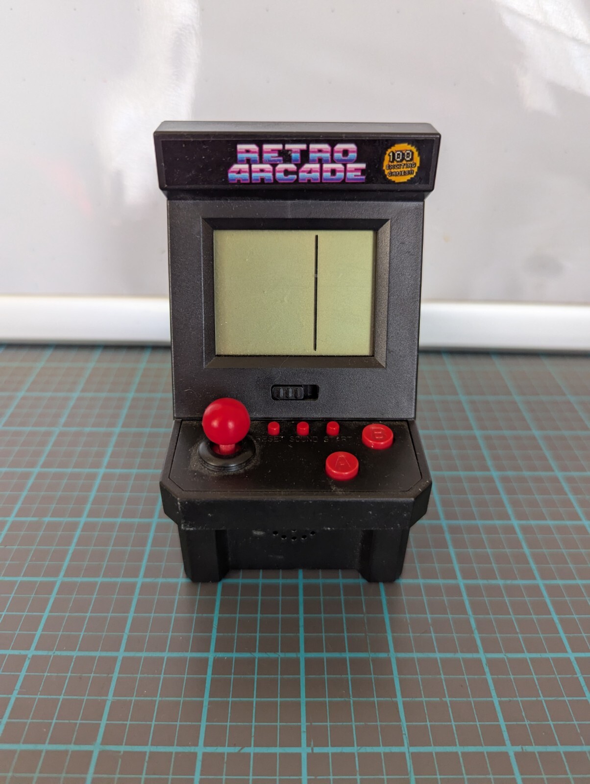 Retro Arcade 100 Exciting Games Mini Plastic Game Machine Tested Works