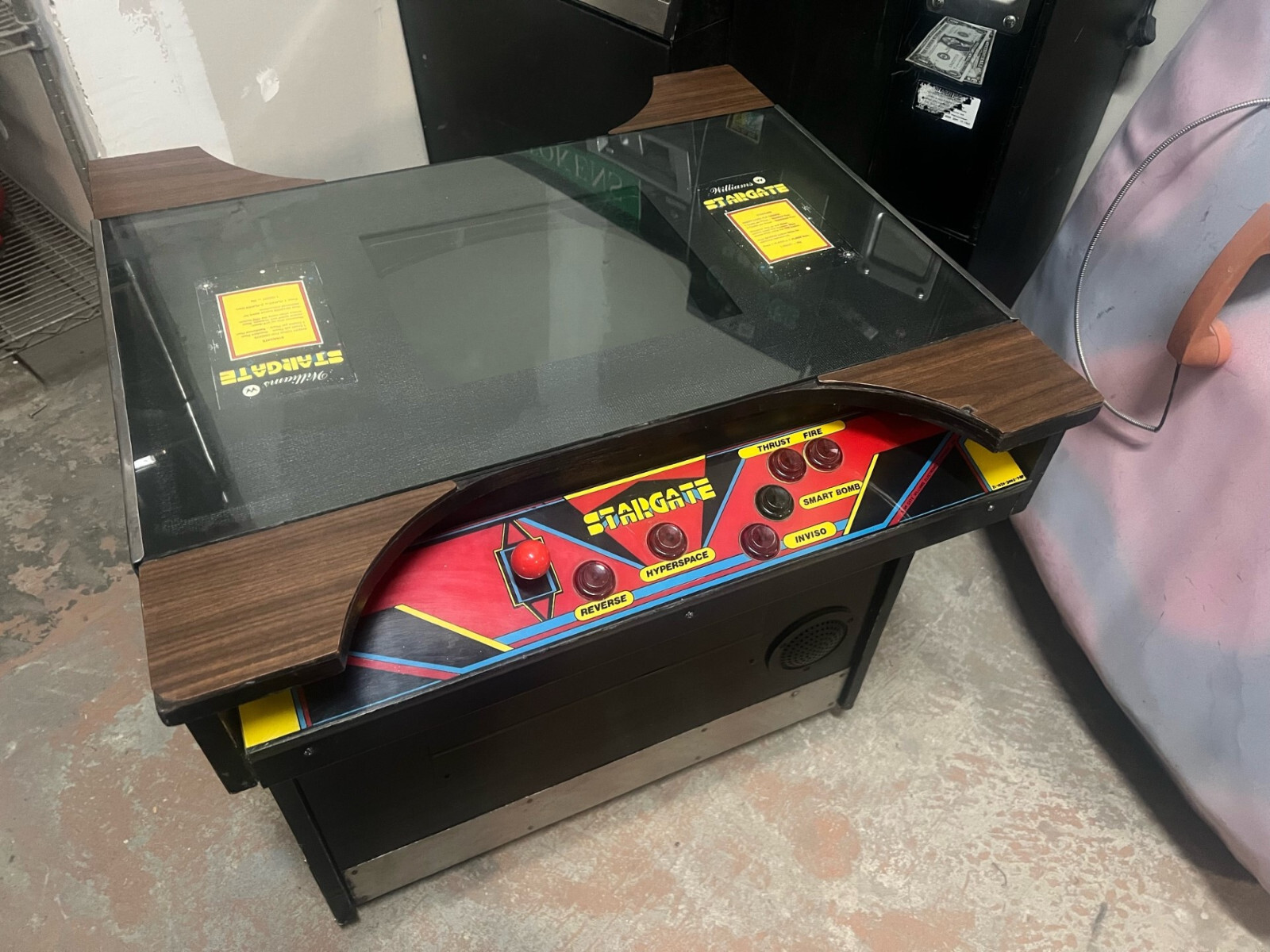 STARGATE Cocktail Table ARCADE MACHINE by WILLIAMS 1981 (Excellent Condition)