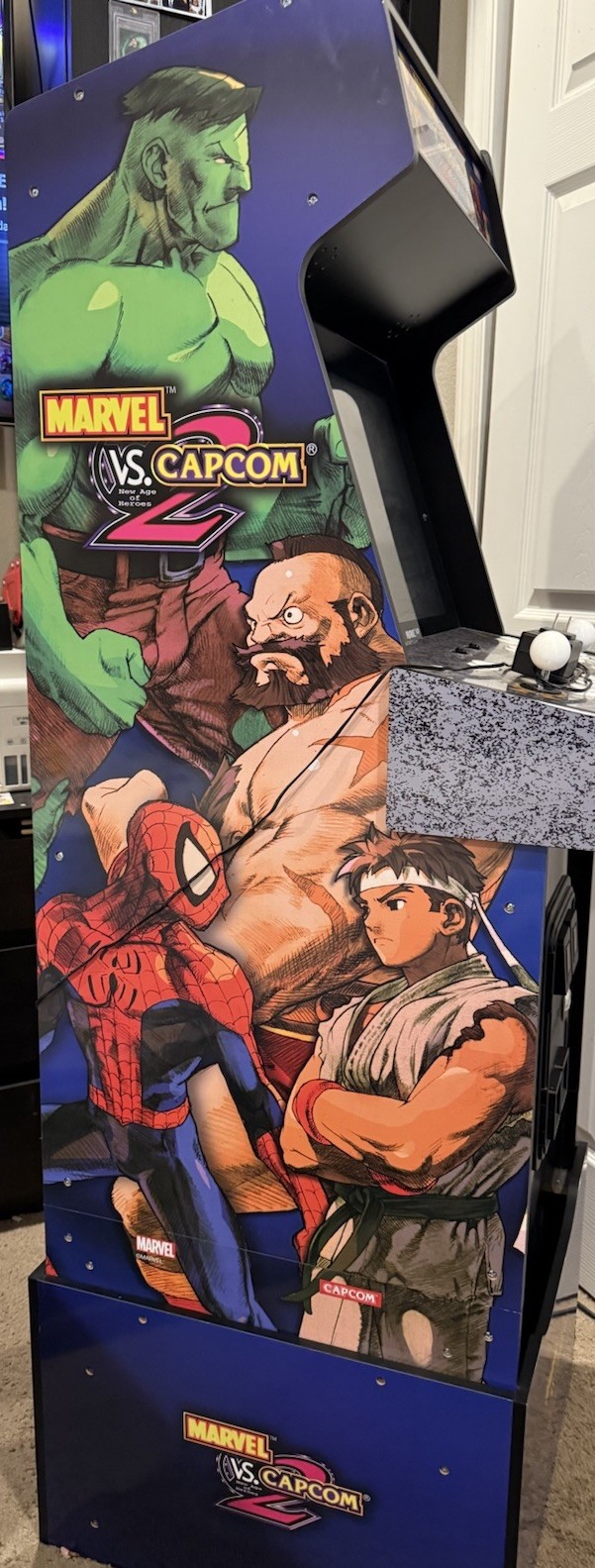 Marvel vs Capcom 2 w/ Lit Marque Arcade1Up Riser & Box Included VERY RARE!
