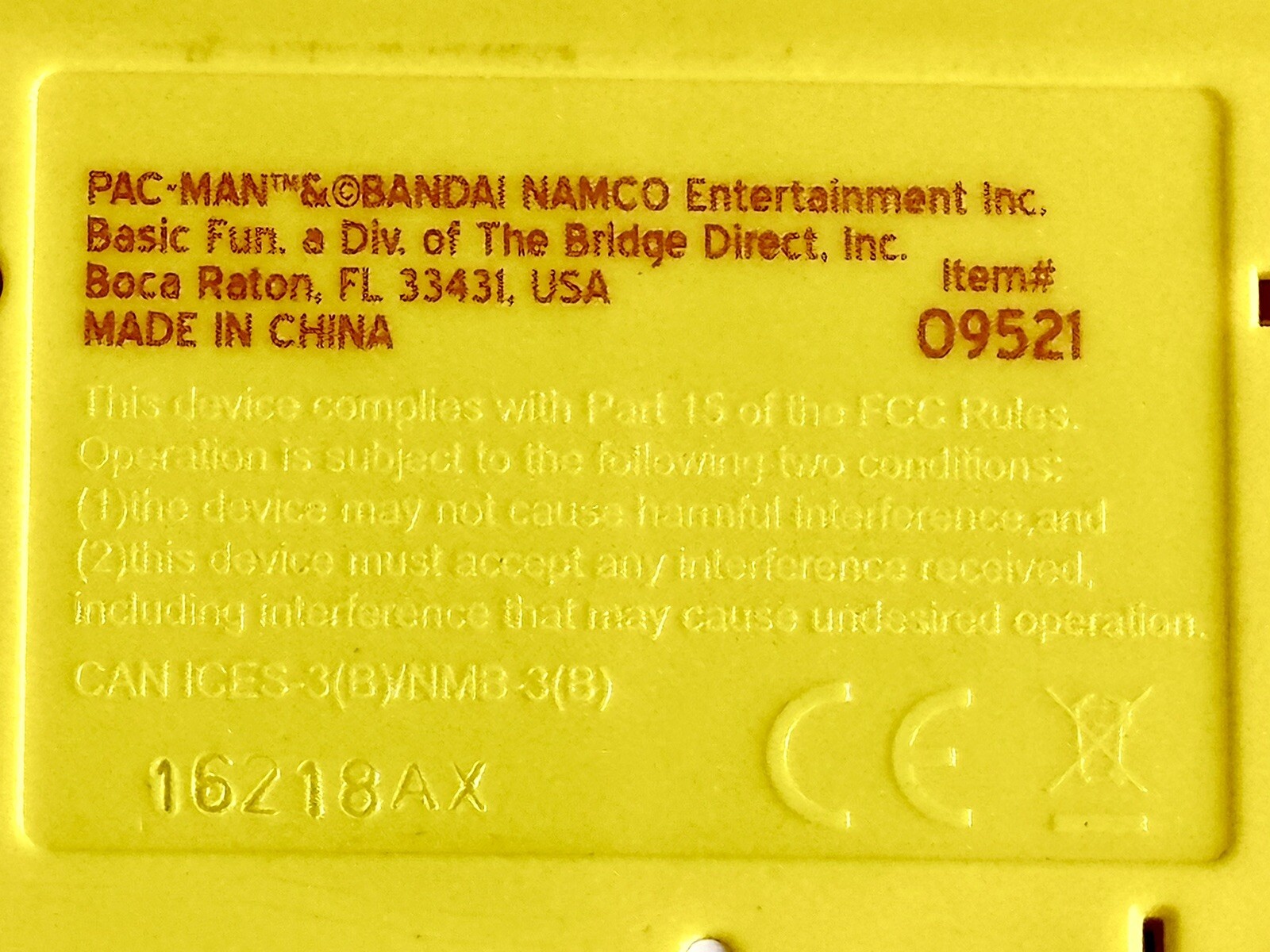 Pac-Man Handheld Mini Arcade Game. Bandai Namco Basic Fun Item #09521. Tested!