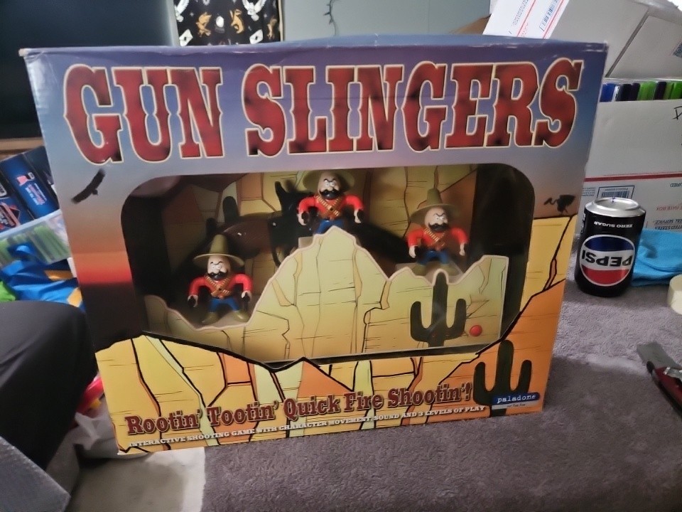 Gunslinger Arcade Interactive Game Rootin’ Tootin’ Quick Fire Shootin’!