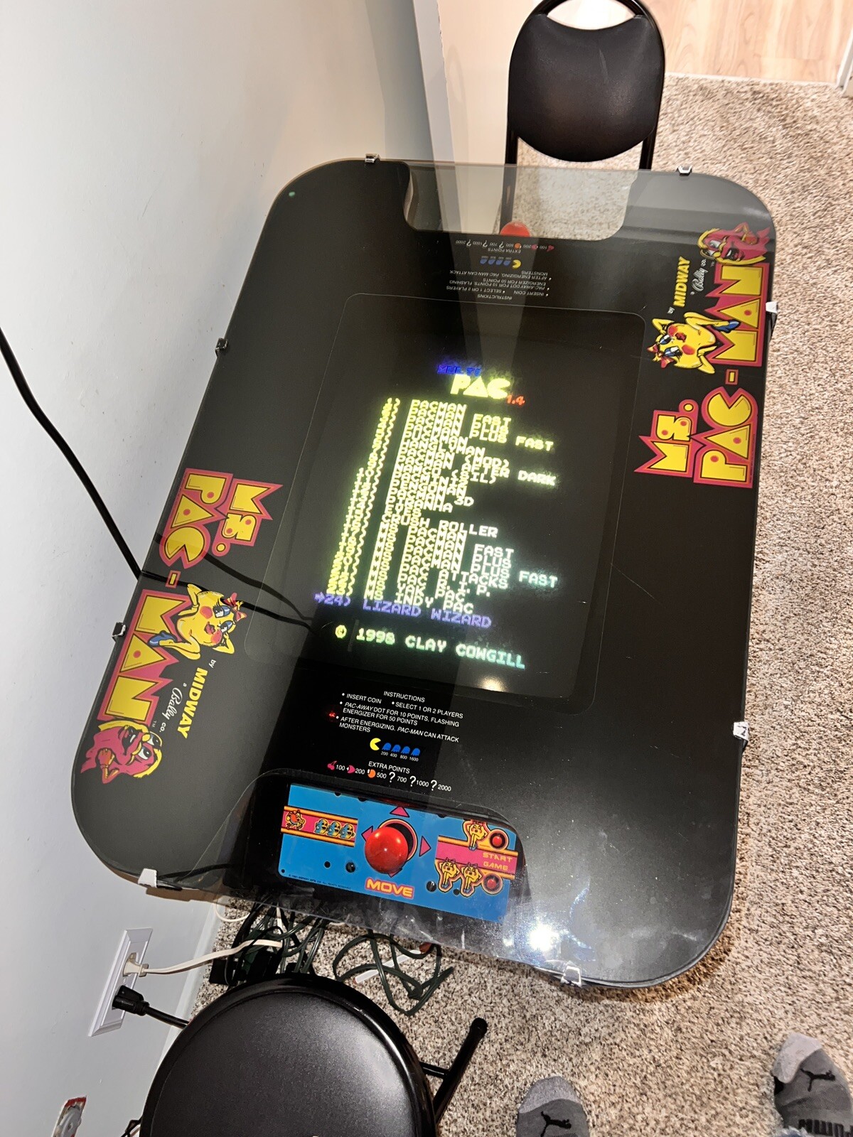 Ms pacman tabletop arcade. Wooden exterior, made by Midway Bally company, ORG.