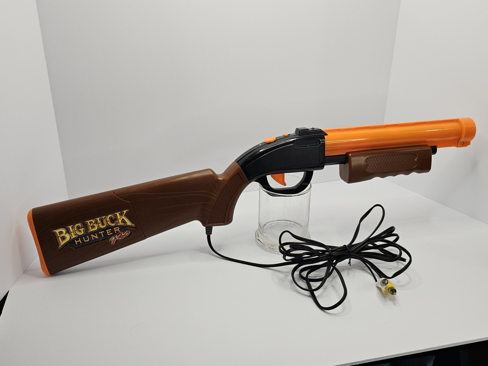 JAKKS Pacific Big Buck Hunter Pro Plug & Play TV Arcade Game (2009) *Gun Only*
