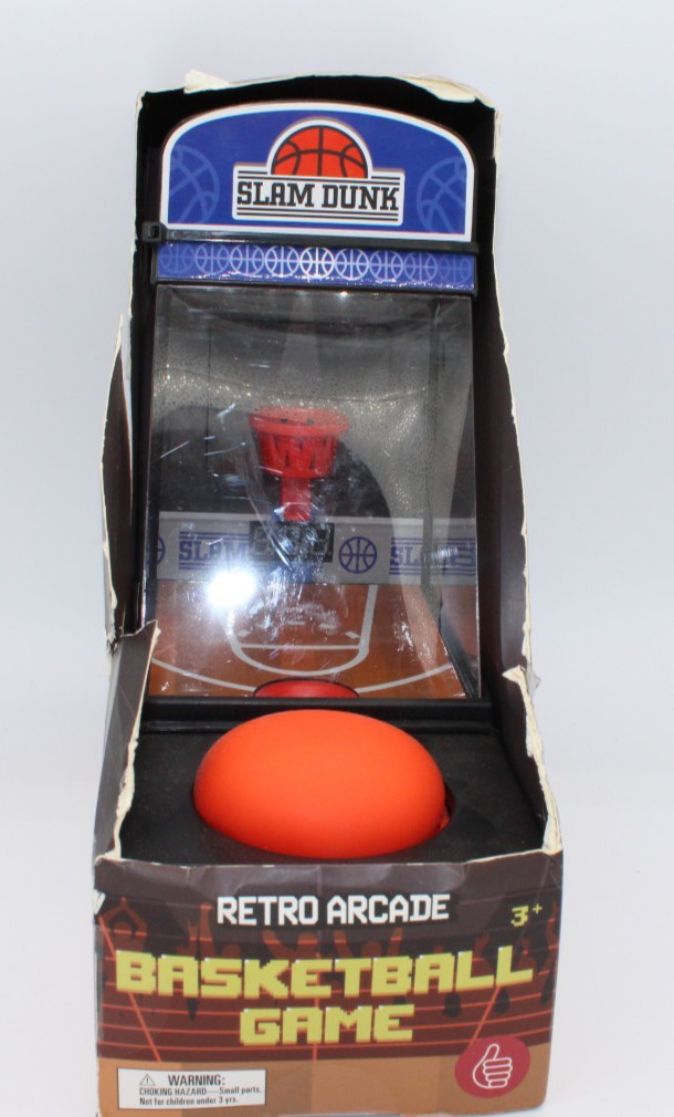 Slam Dunk Basketball Game Brookstone Arcade – Retro Tabletop Game -C565