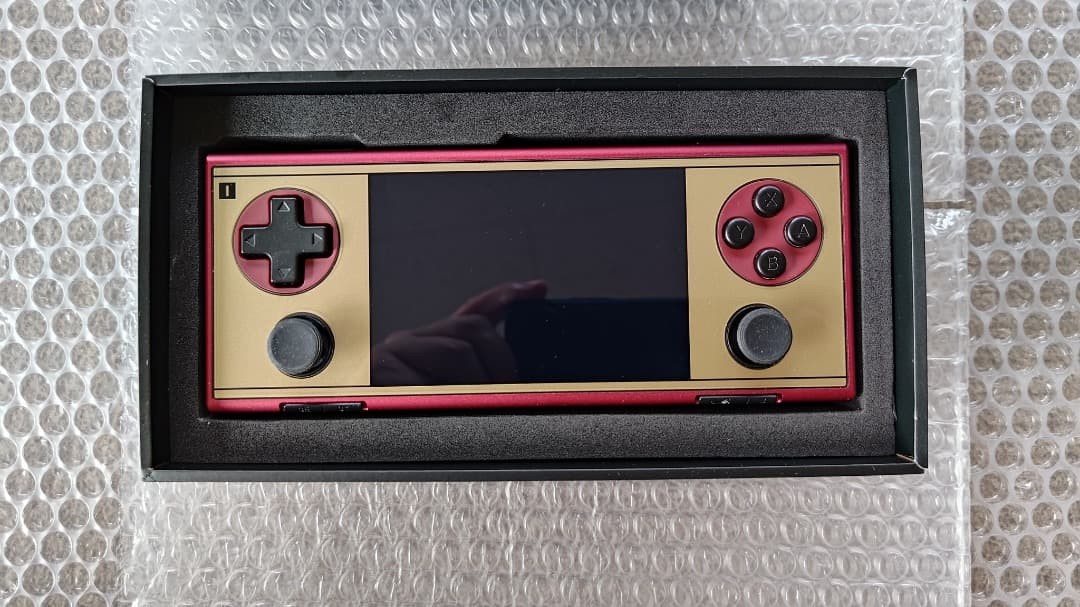 AYANEO Pocket MICRO Retro Gold 8GB 256GB Handheld Gaming Console Complete