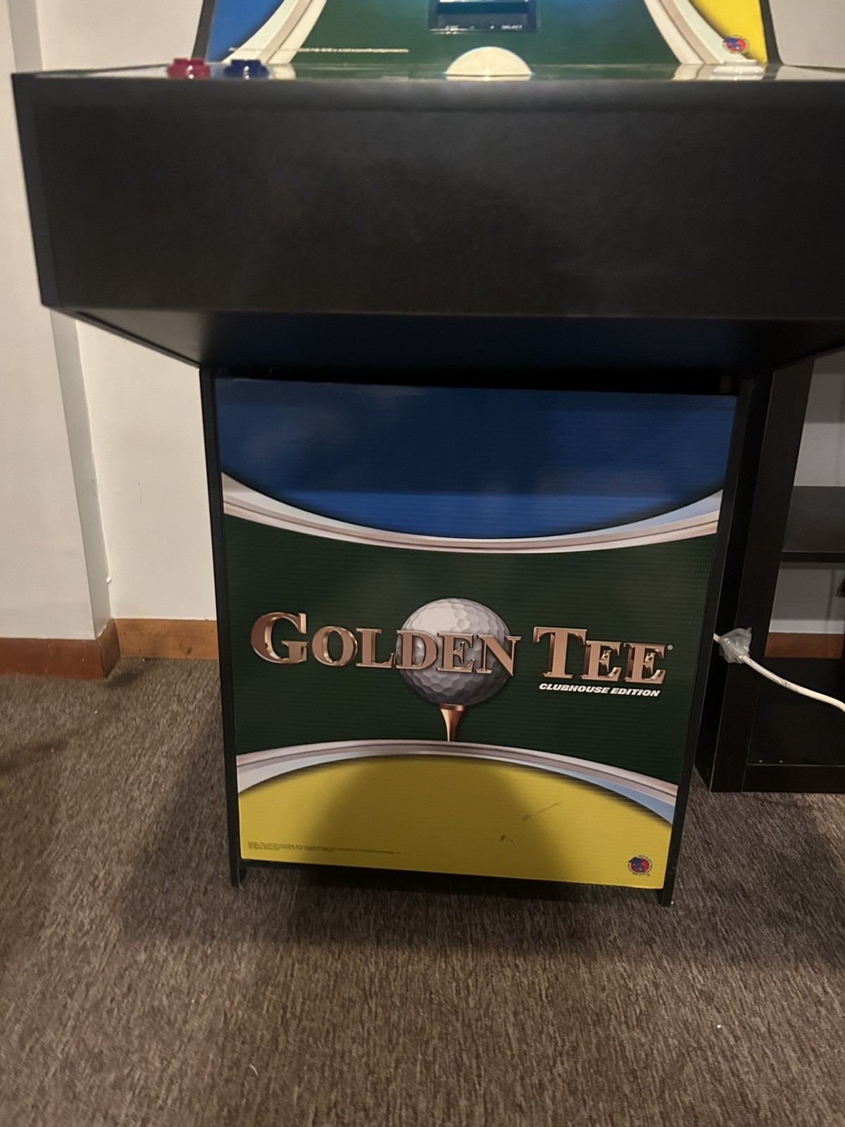 Golden Tee Clubhouse Edition Arcade Game 2006 Full size