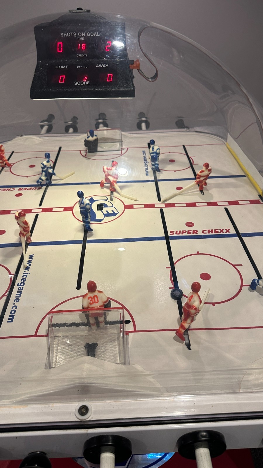 SUPER CHEXX Bubble Hockey Arcade Table – USA vs Canada – Coin Op – Great Condit!