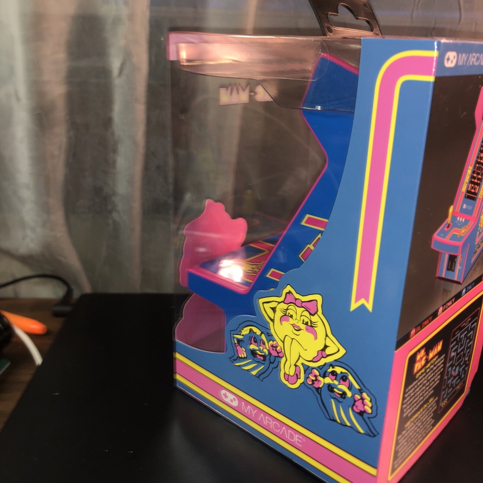 My Arcade Ms. PAC-Man Micro Player Pro Portable Retro Arcade Bandai Namco!