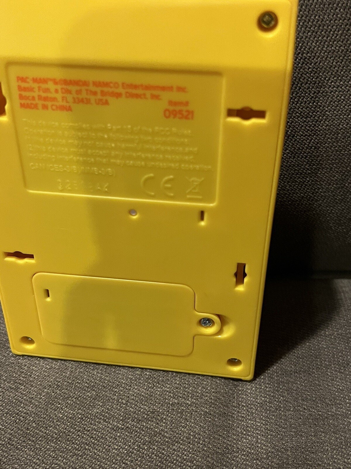 Pac -Man Mini Acarde Table Top 90521 Game 3 Sound Levels Bandai Namco Ent inc