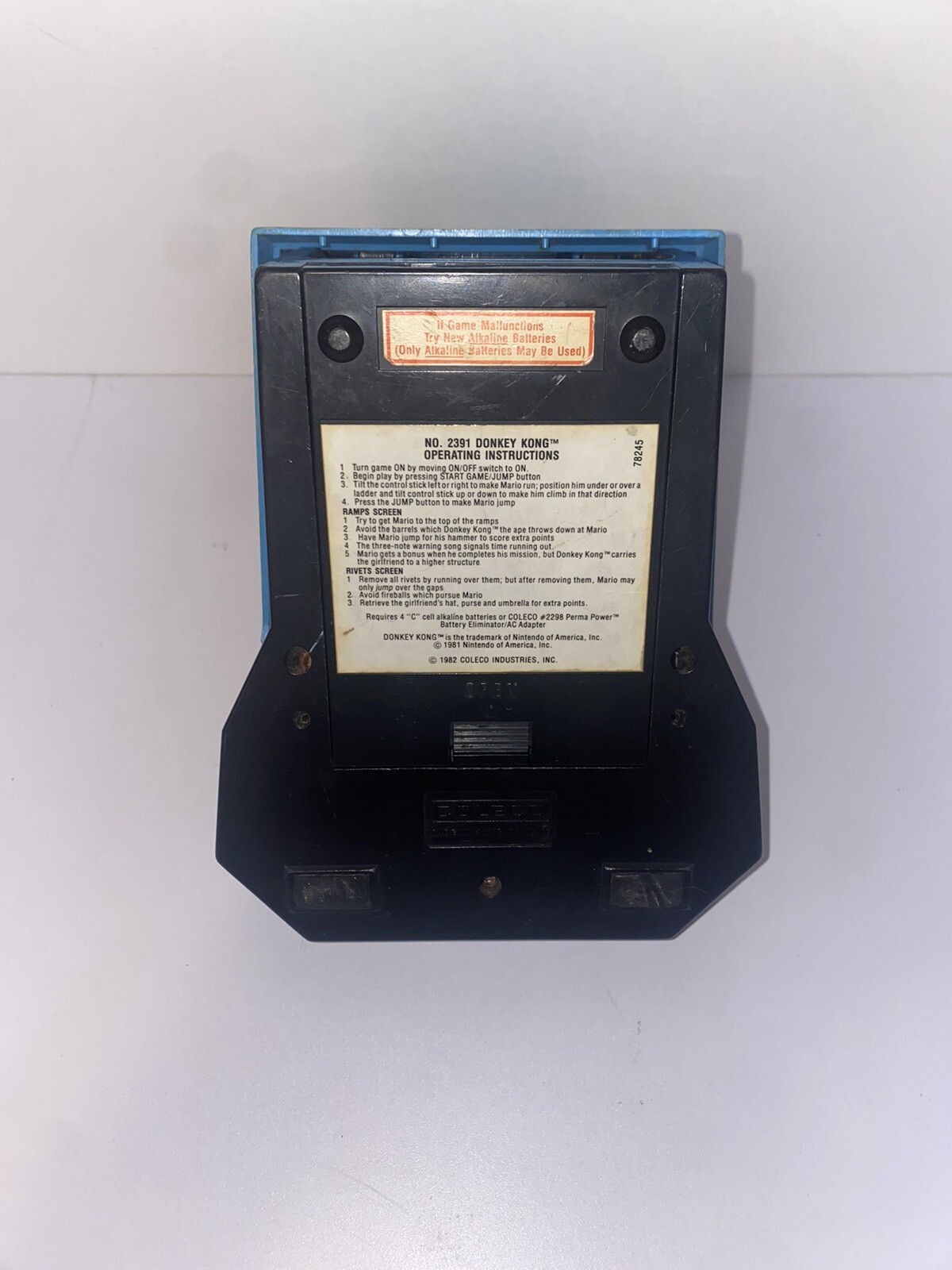 Vintage Nintendo Donkey Kong 1981 Table Top Mini Arcade Game