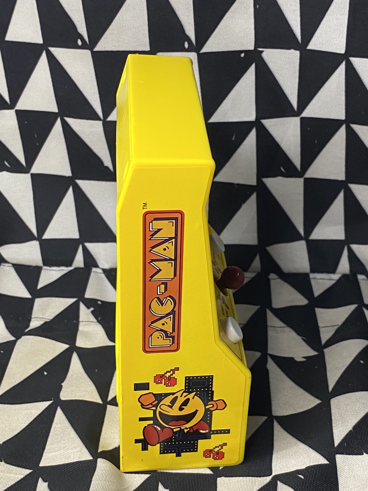 Pac-Man Mini Arcade Game Pacman Machine Handheld Nostalgia Classic Game Play