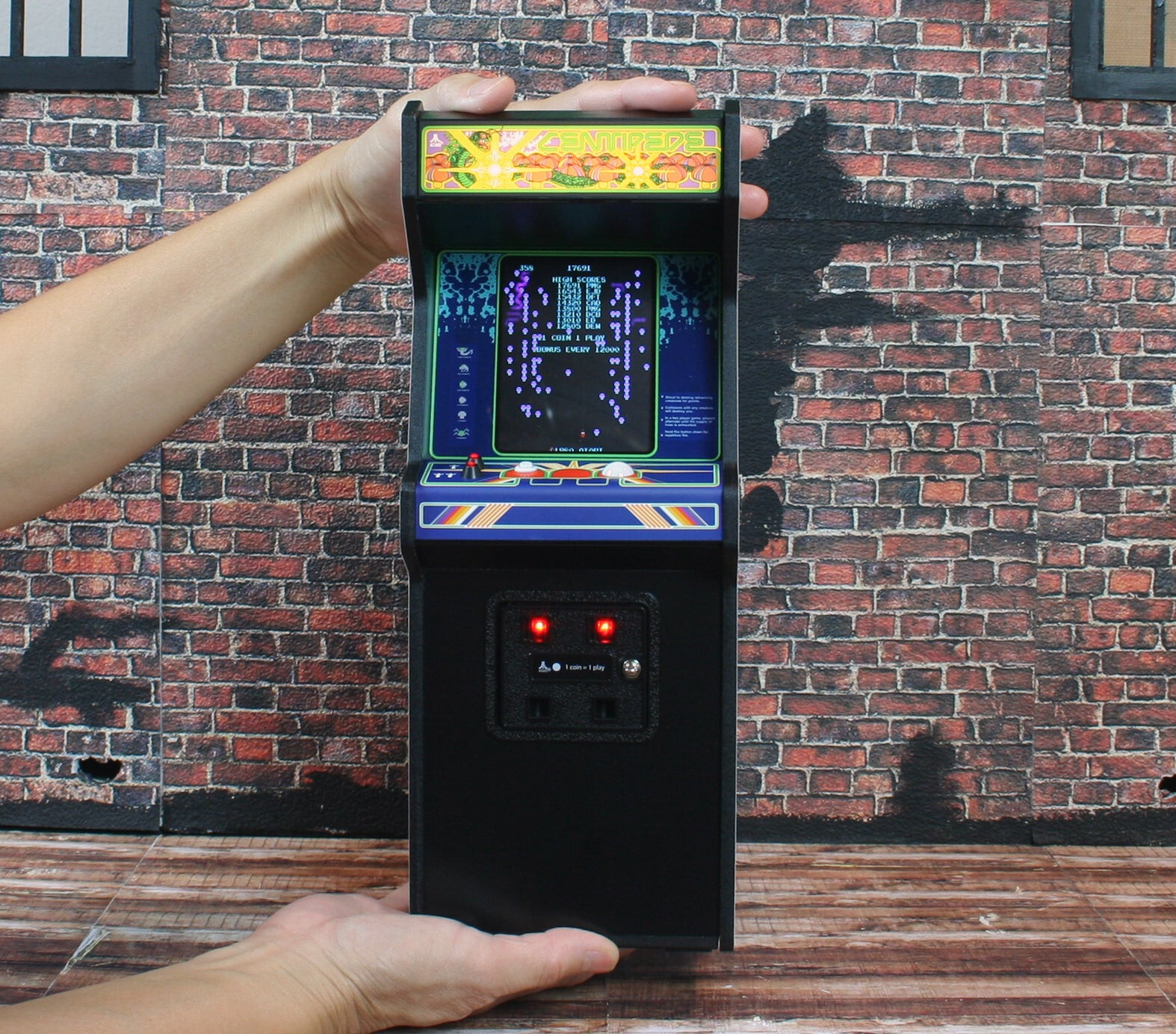 New Wave Toys Replicade Atari Centipede 1/6 Scale Arcade Game 100% Brand New NIB