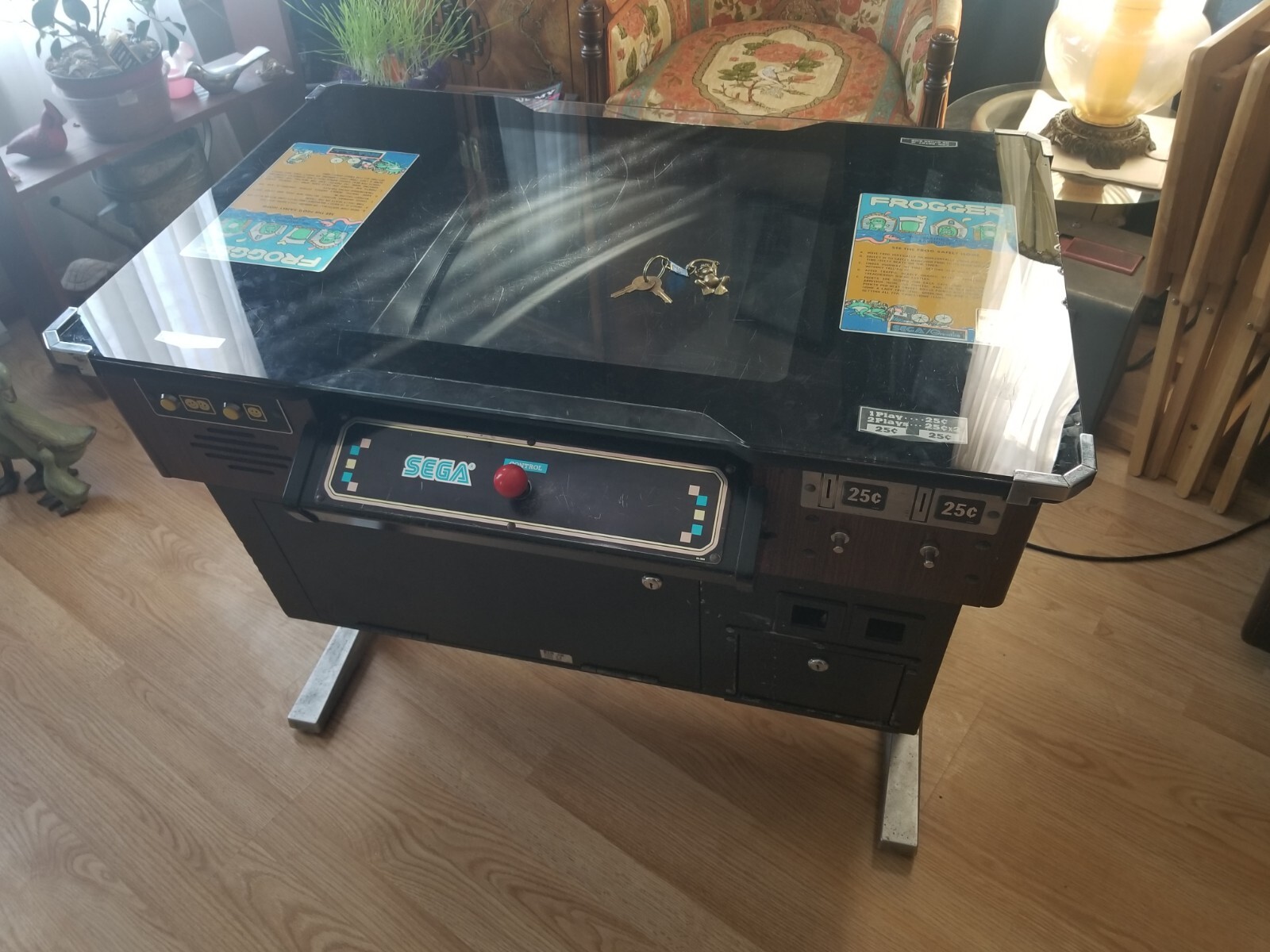 Frogger Cocktail Table Arcade Game Coin Op With Locks Keys Original Survivor