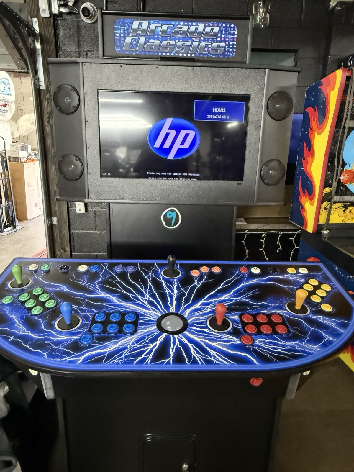 4 Player Multicade Pedestal Arcade – Trackball & Wired Light Guns