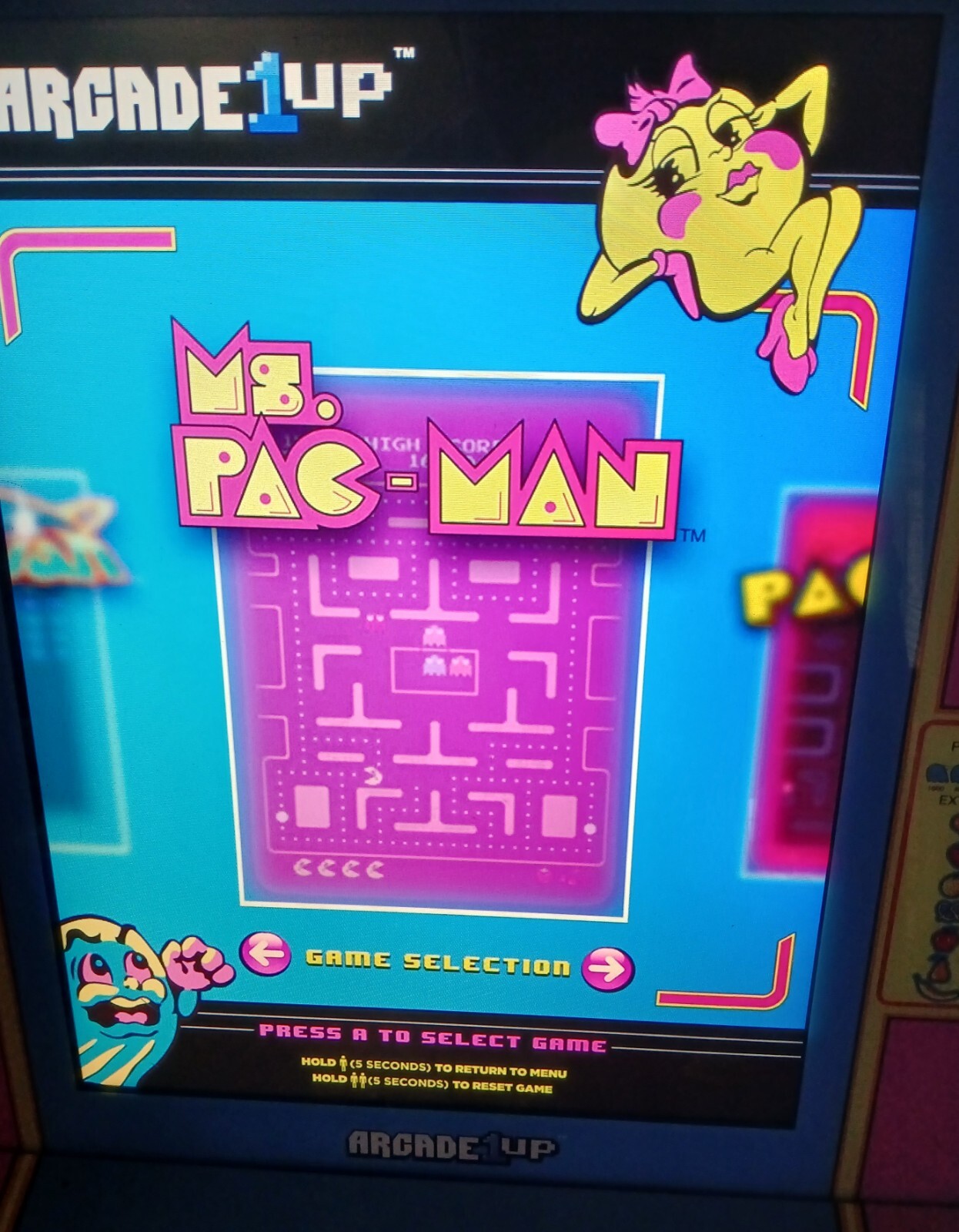 Legendary Arcade Game: Ms Pac-Man Arcade 1 Up Game