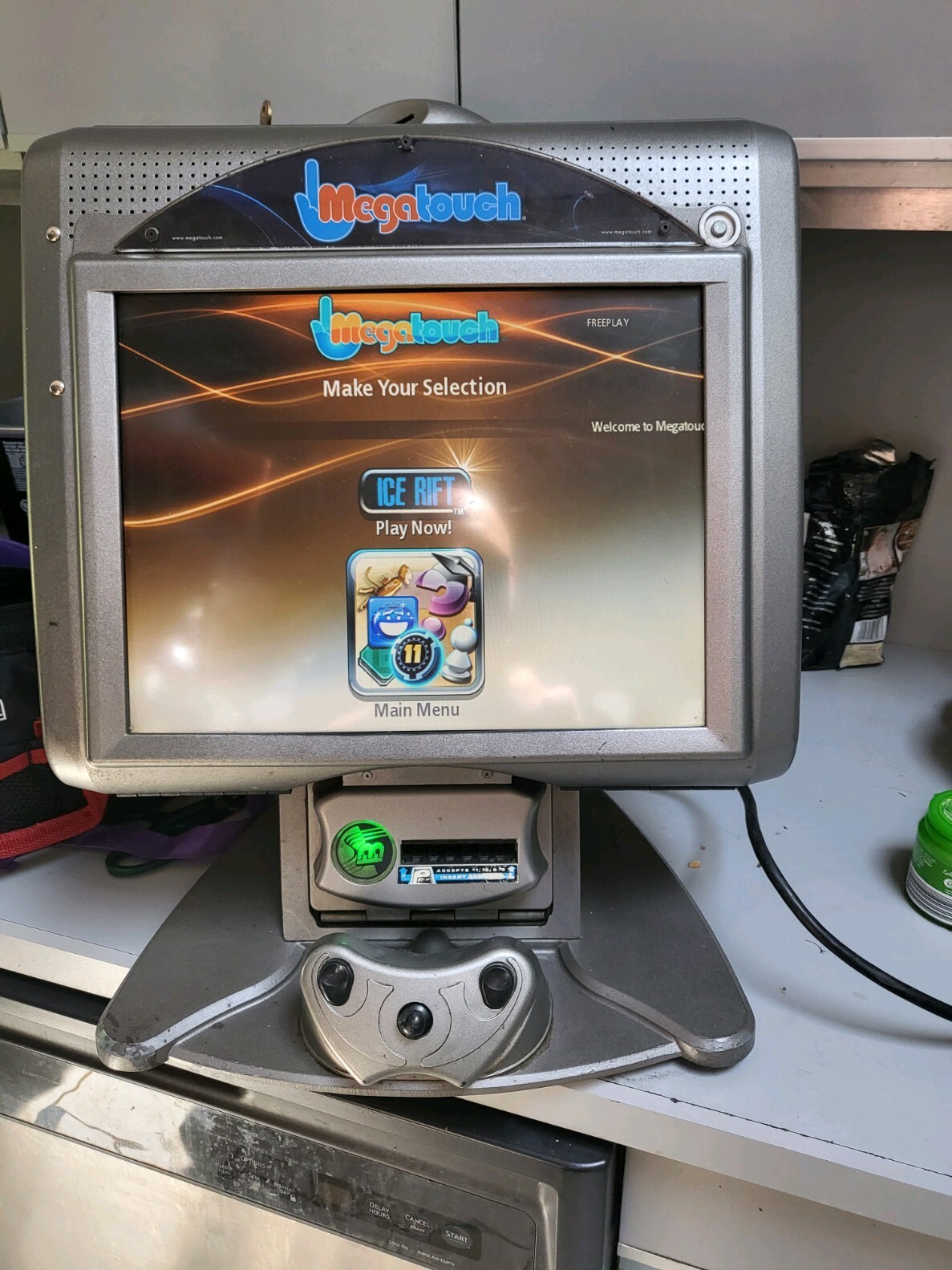 Merit Ion 2014 over 159 games HD lcd screen , great for gameroom, cool cab.