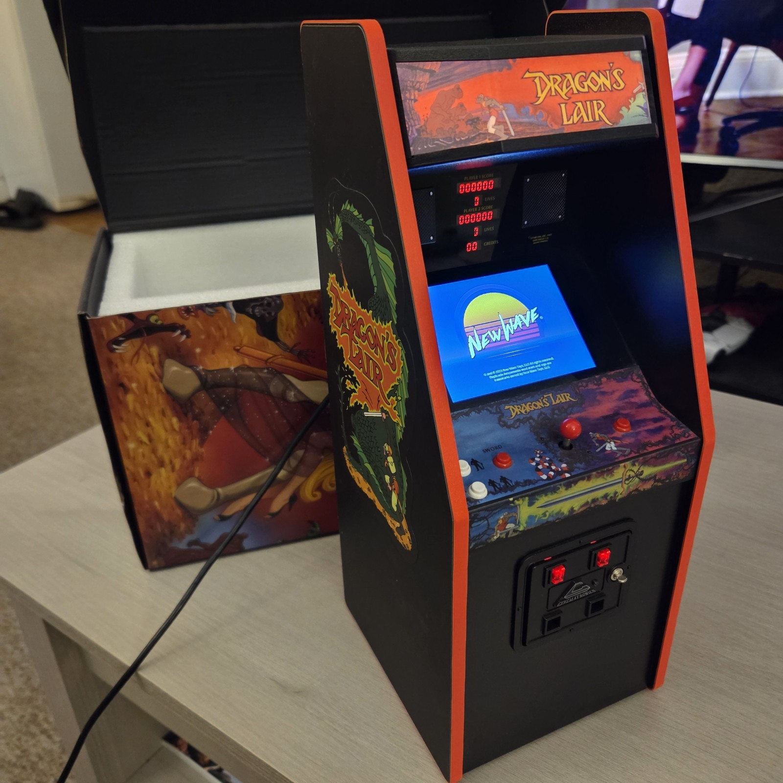 New Wave Toys – Replicade – Dragon’s Lair – Overhaul Red Edition