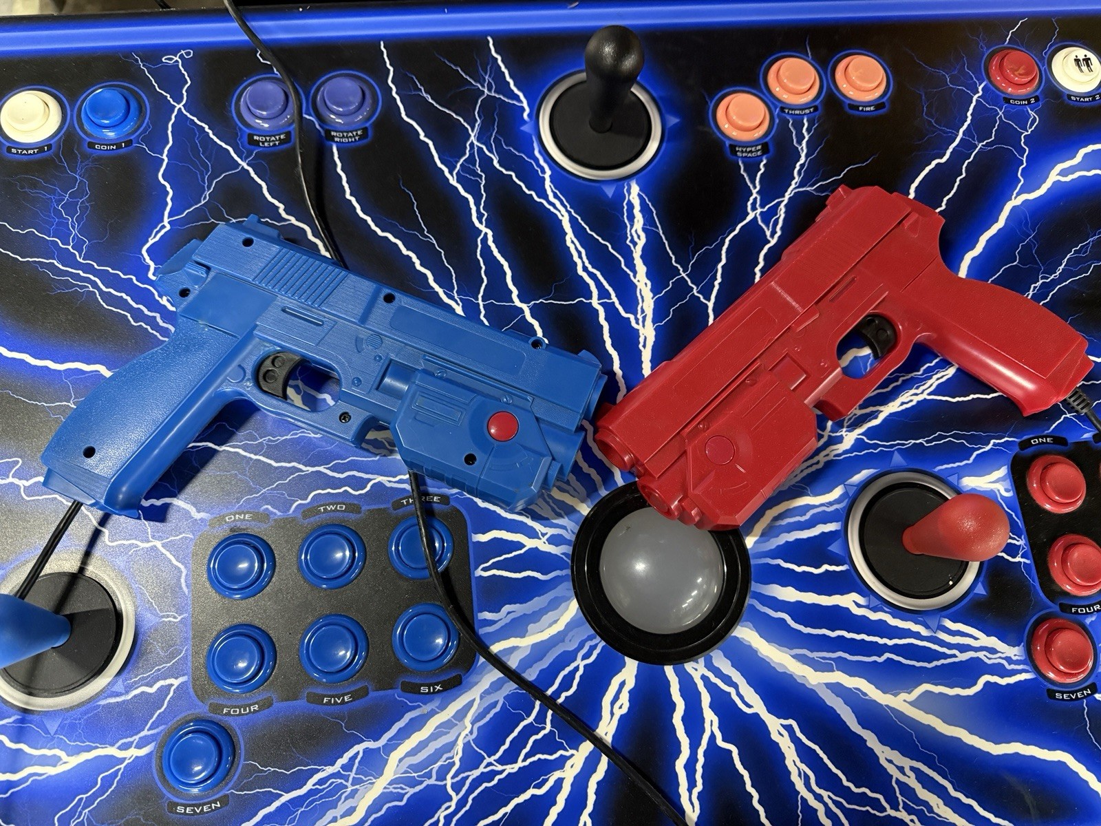4 Player Multicade Pedestal Arcade – Trackball & Wired Light Guns