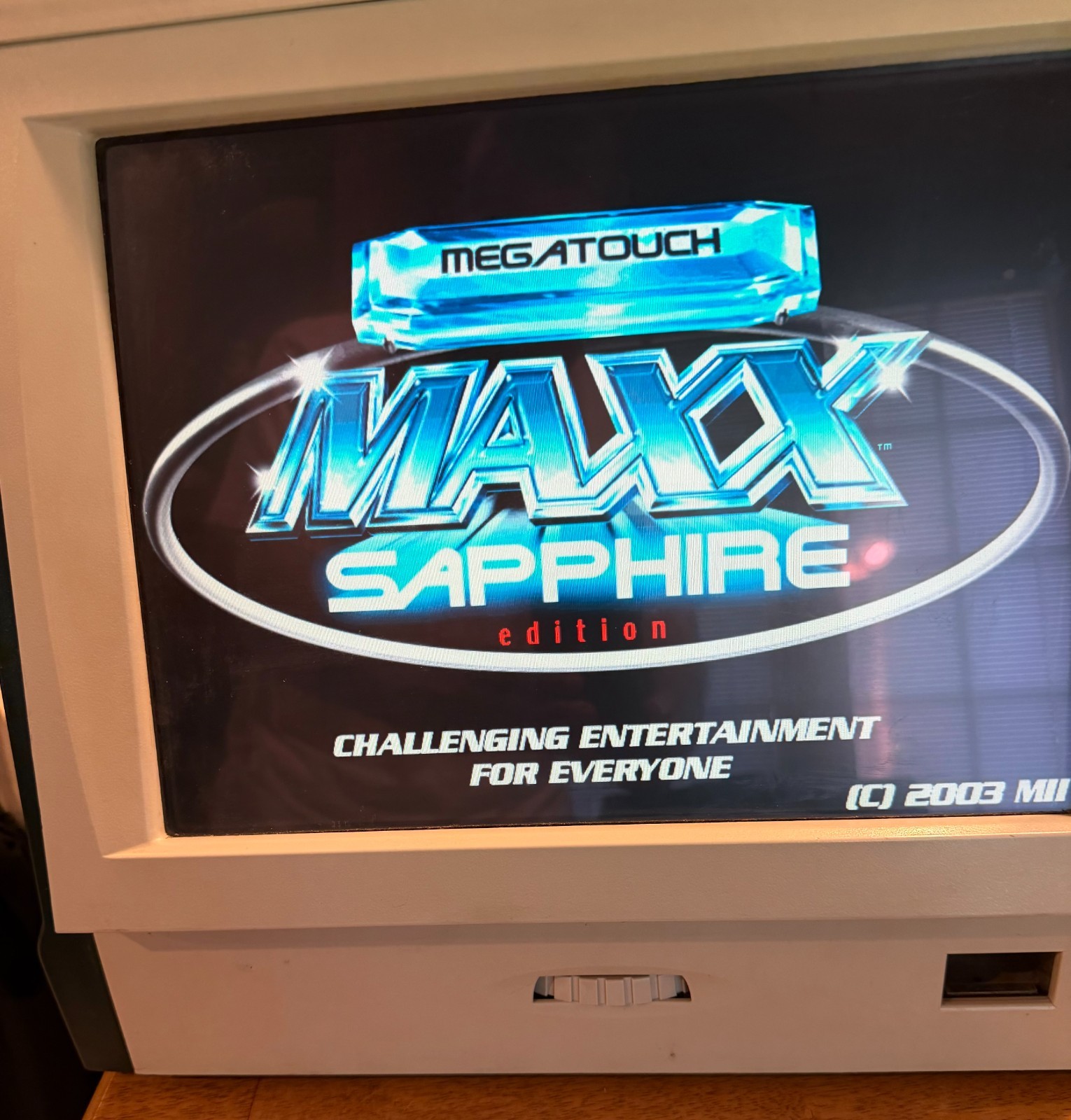 Megatouch MAXX Sapphire arcade game in great working condition