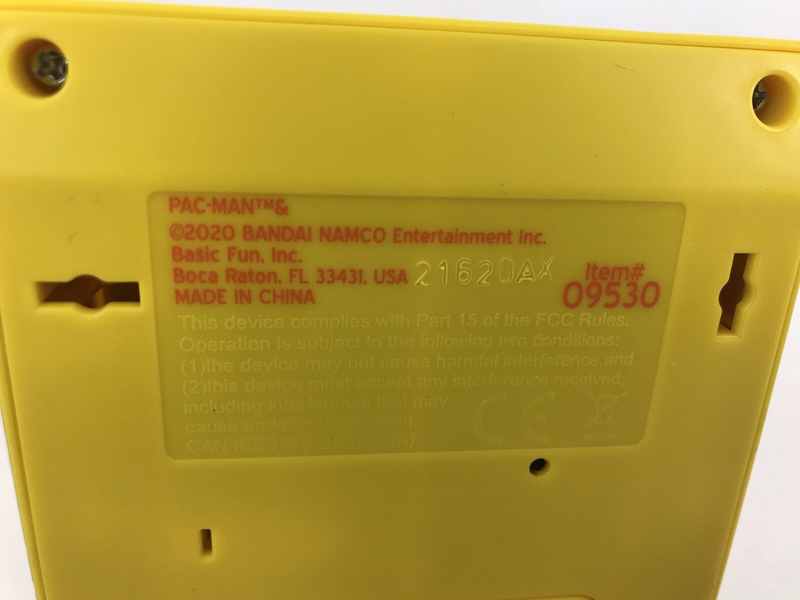2020 Bandai Namco Mini 6 Inch Pac-Man Handheld Arcade Game Item # 09530