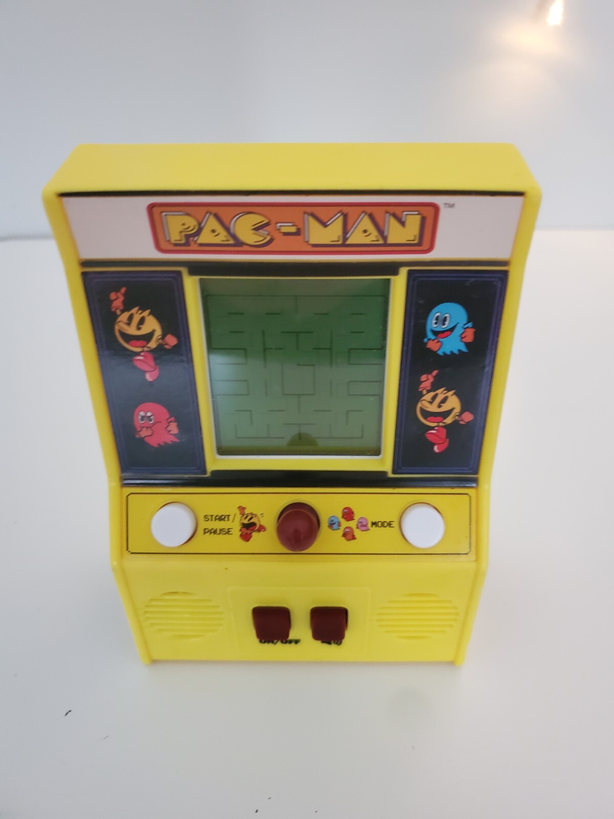 PAC-MAN Mini Arcade Game 6″ Handheld Machine Basic Fun Portable Battery Operated