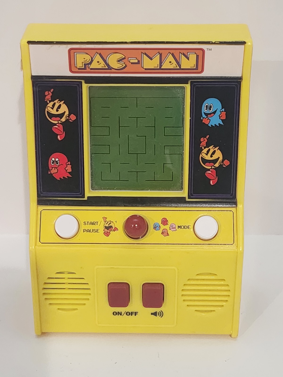 Pac-Man Mini Game Arcade Machine Handheld Classic Retro Basic Fun Bandai Namco