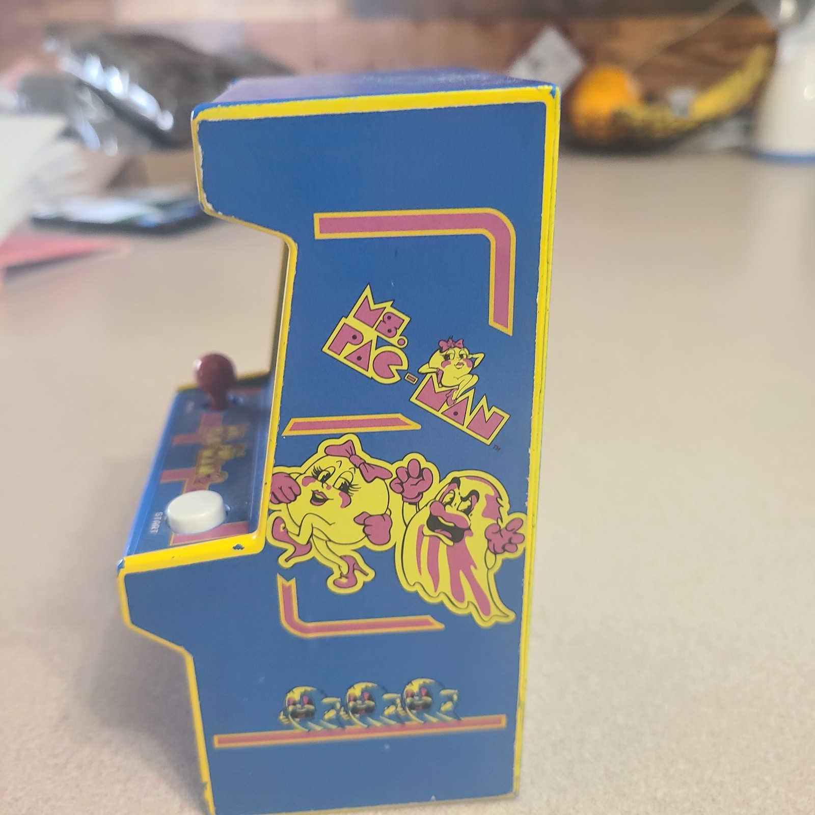 Arcade Classics Ms.Pac-Man Hand Held #09615 Retro Mini Arcade Game 2018